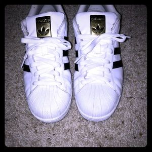 Adidas Superstar White Shell Toes sneakers